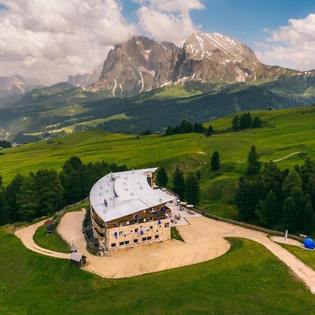 Paradiso Pure.Living Vegan Hotel Alpe Di Siusi Exterior foto
