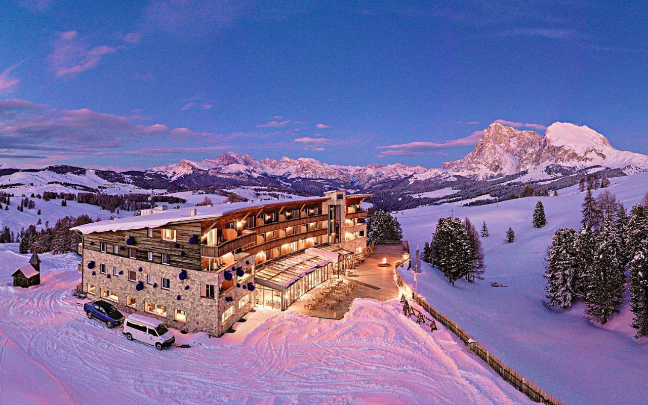 Paradiso Pure.Living Vegan Hotel Alpe Di Siusi Exterior foto
